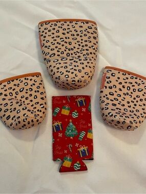 Wkieason Leopard Print 3-Set Can/Bottle Sleeves and Christmas/Holiday Koozie OS